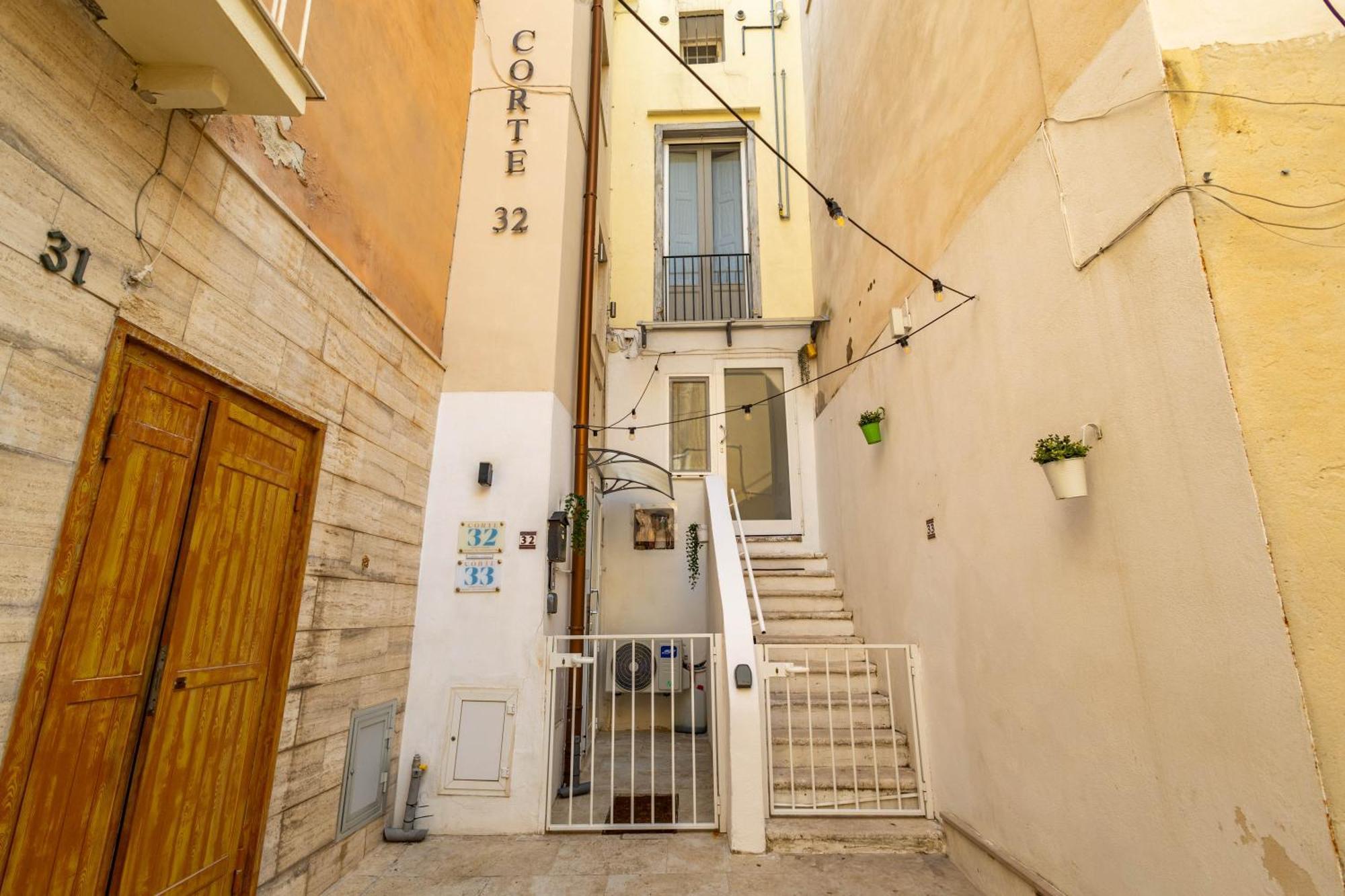 Corte 33 Bari Bagian luar foto